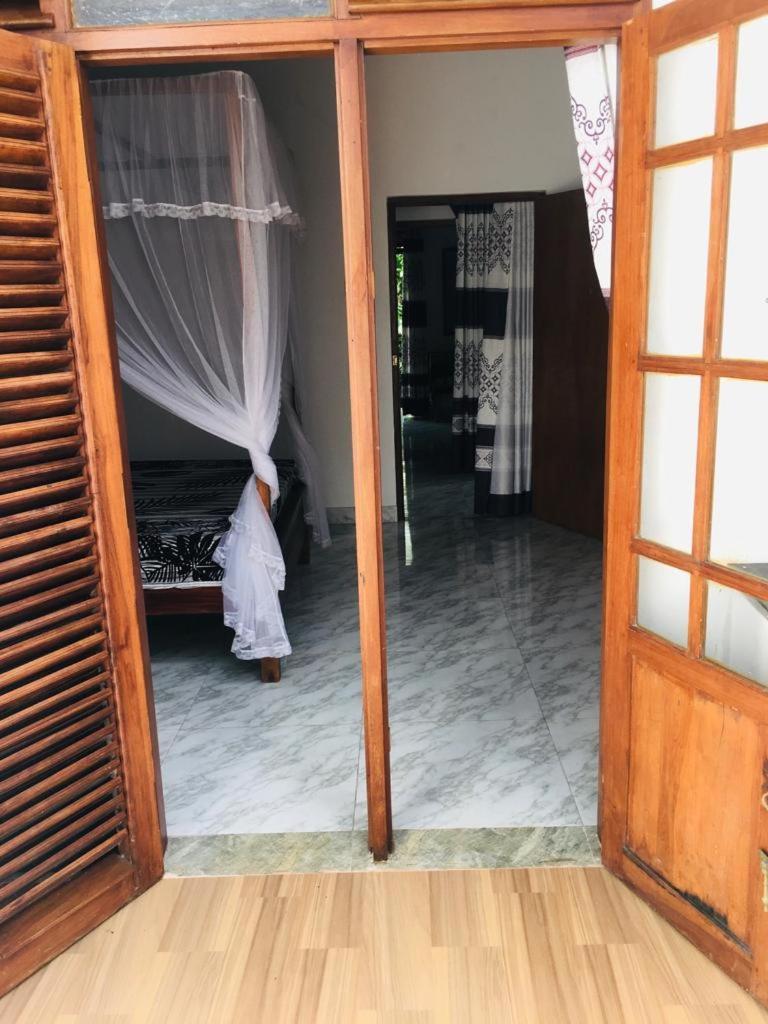 Mirewon Guest Hotel Weligama Buitenkant foto