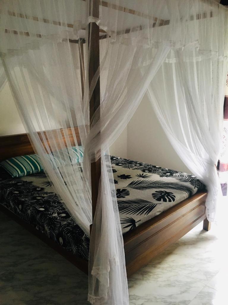 Mirewon Guest Hotel Weligama Buitenkant foto