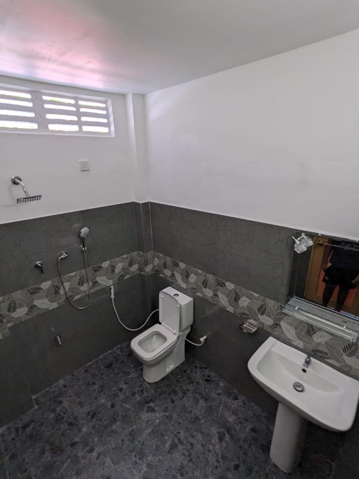 Mirewon Guest Hotel Weligama Buitenkant foto