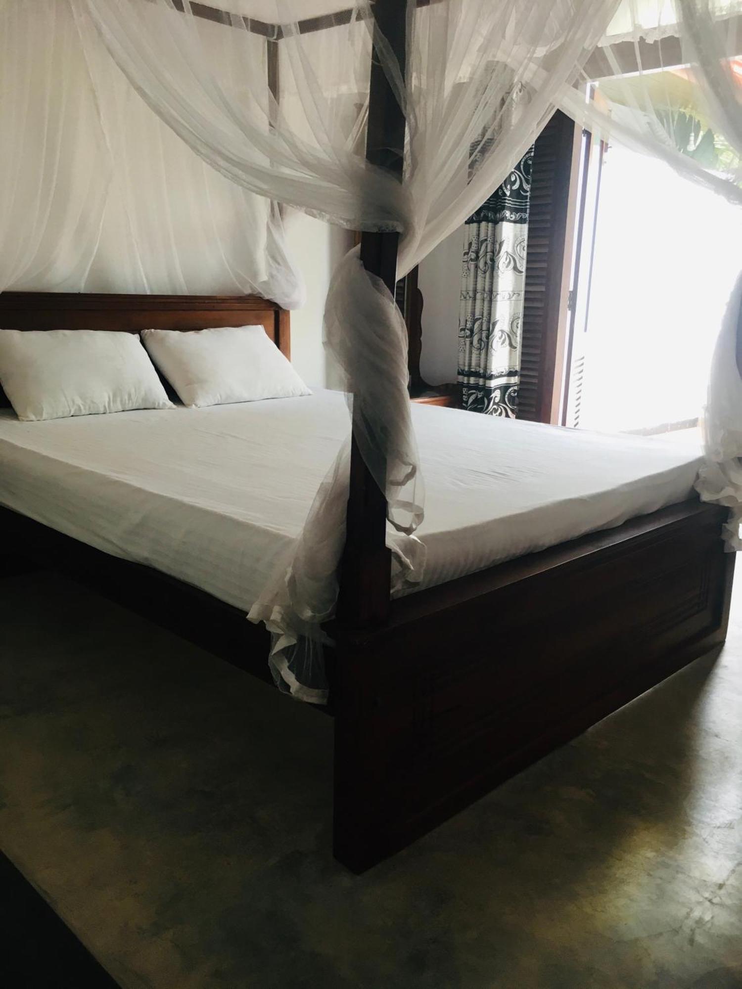 Mirewon Guest Hotel Weligama Buitenkant foto