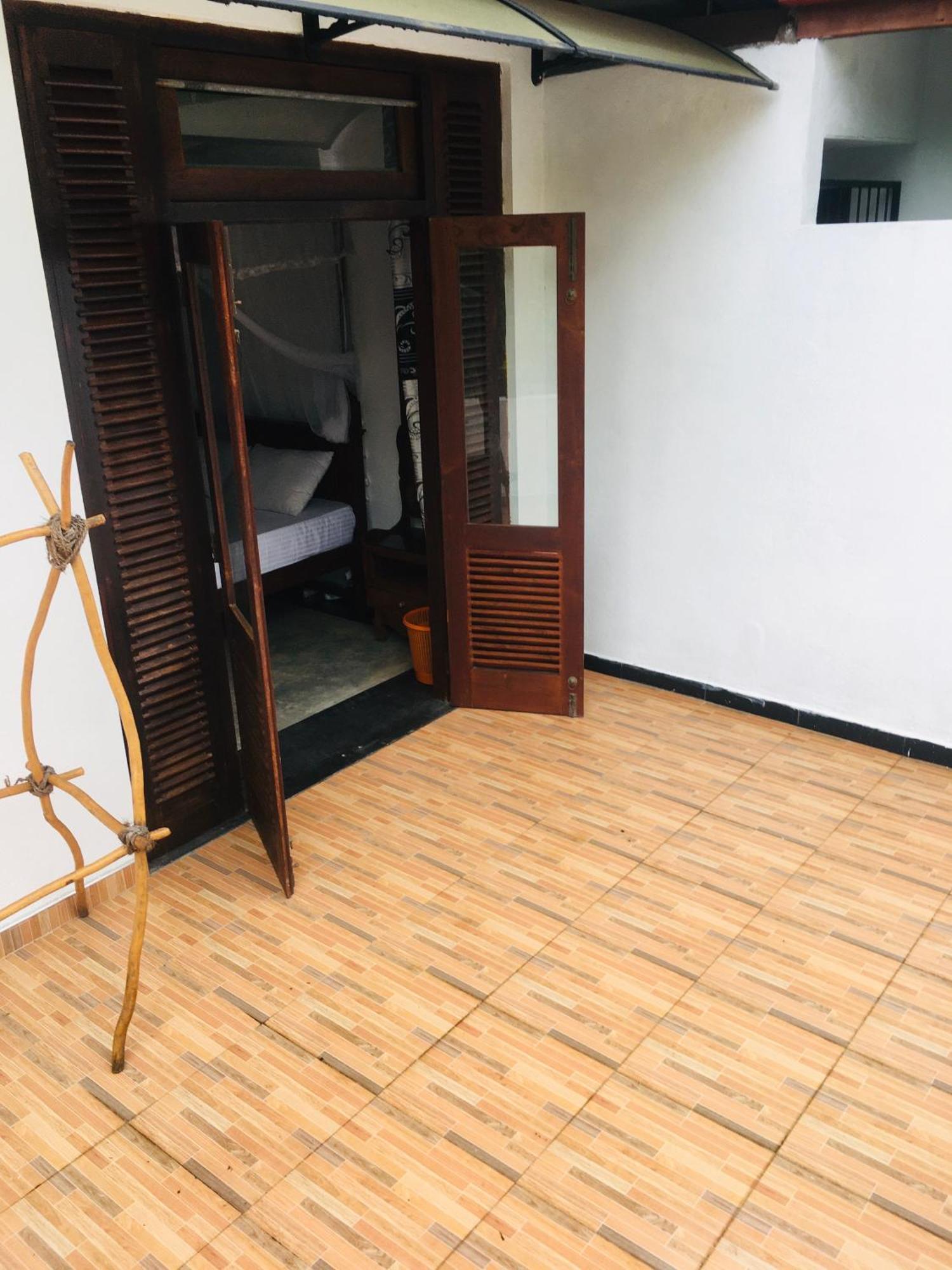 Mirewon Guest Hotel Weligama Buitenkant foto
