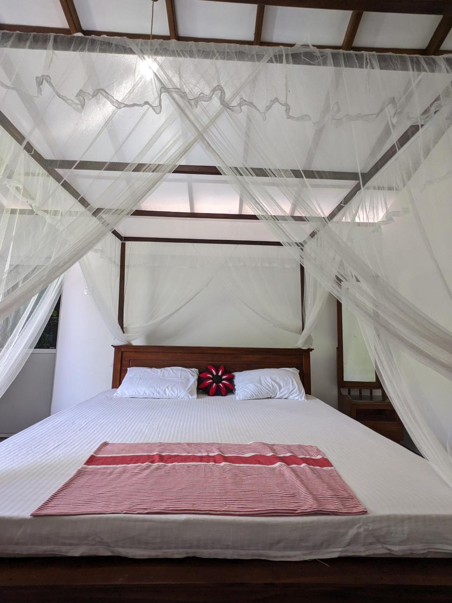 Mirewon Guest Hotel Weligama Buitenkant foto