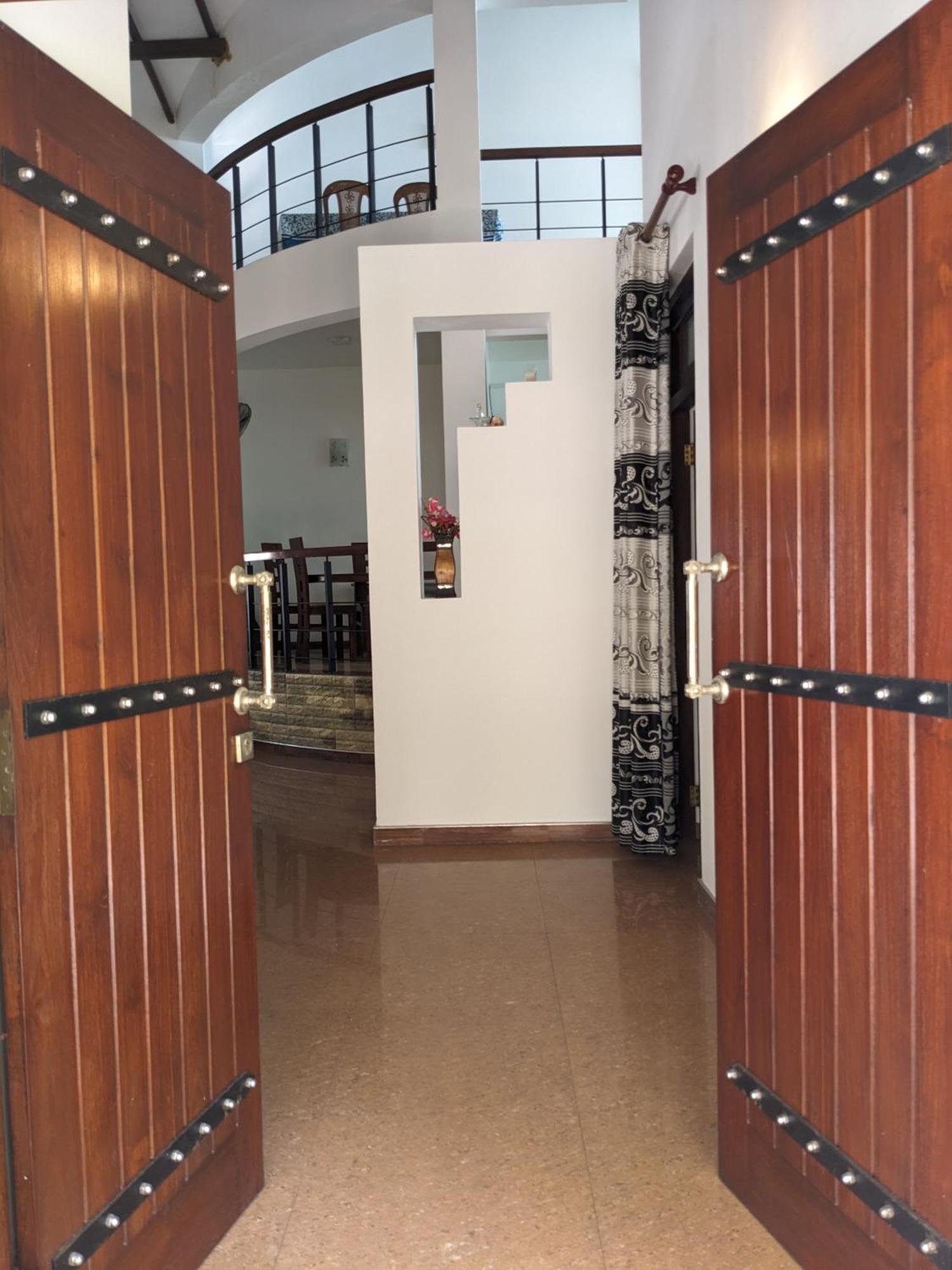Mirewon Guest Hotel Weligama Buitenkant foto