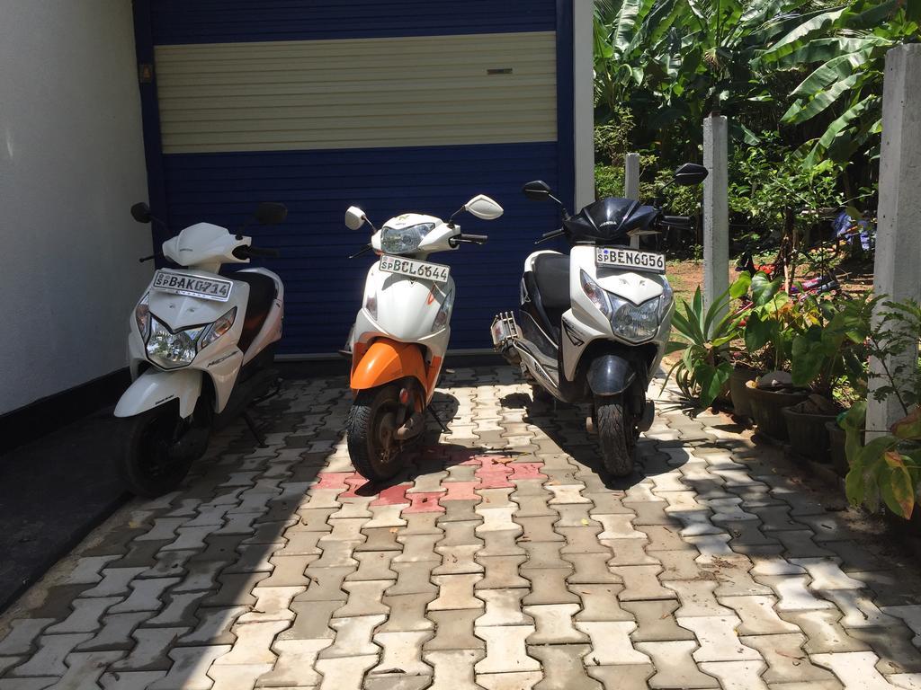 Mirewon Guest Hotel Weligama Buitenkant foto